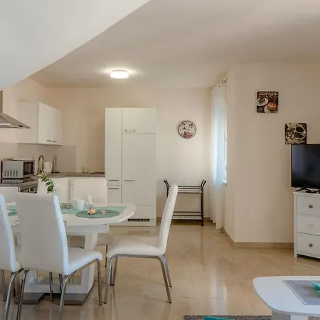 Sum Mora 1 By Interhome