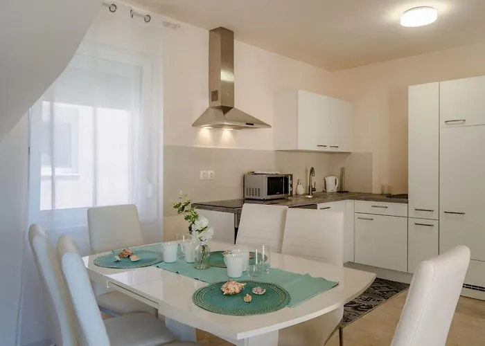 Sum Mora 1 By Interhome Apartman Vir