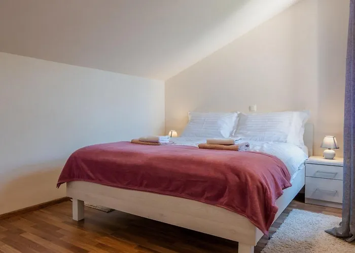 Sum Mora 1 By Interhome * Vir