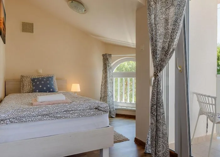 Sum Mora 1 By Interhome Apartman Vir